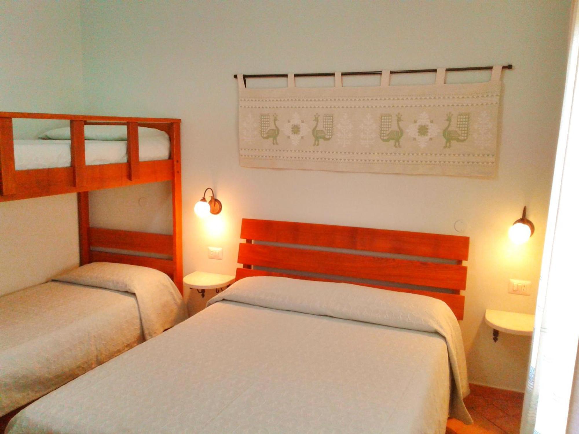 サンタ・マリア・ラ・パルマ Nuraghe Bianco Bed & Breakfast エクステリア 写真