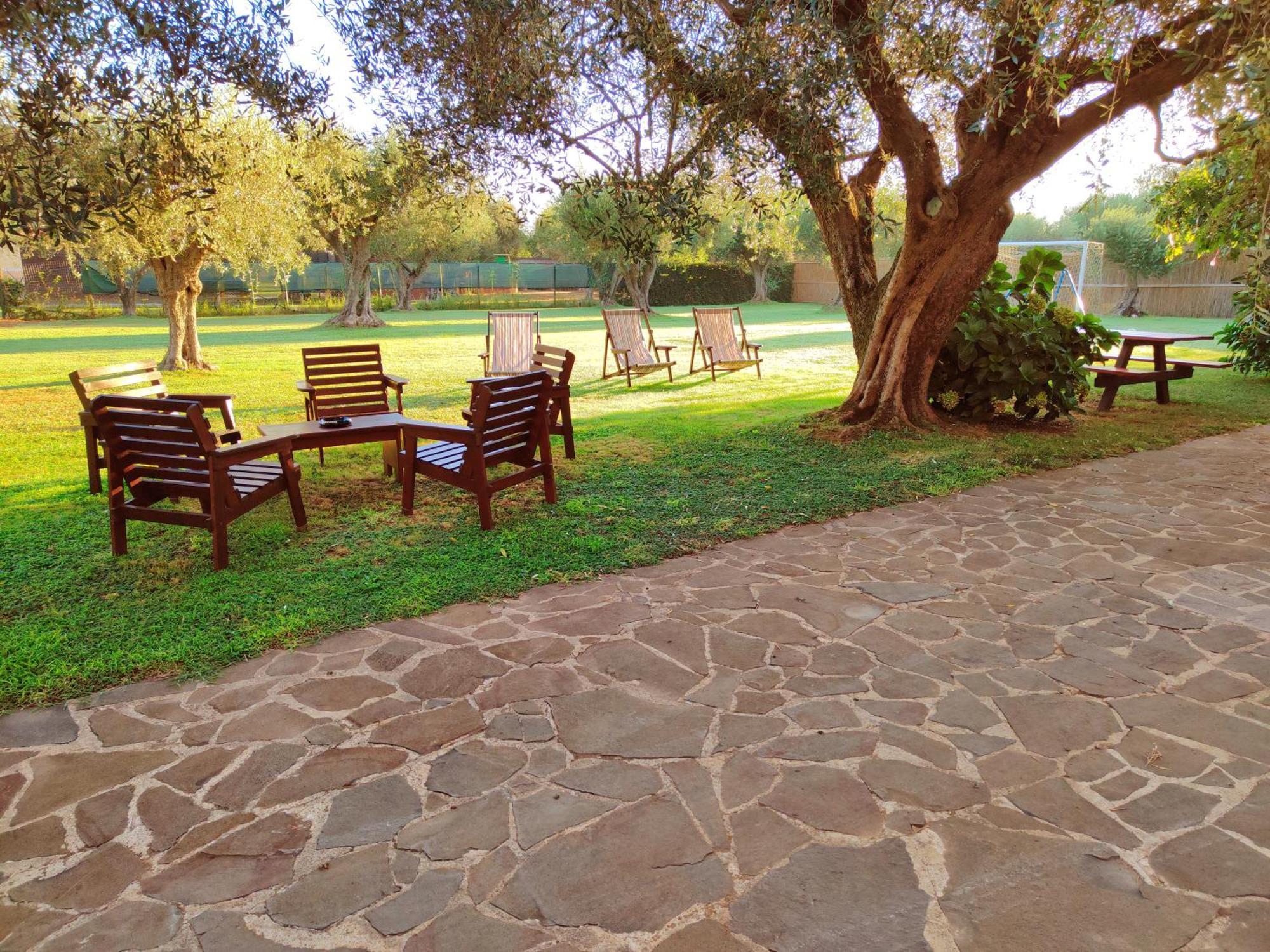 サンタ・マリア・ラ・パルマ Nuraghe Bianco Bed & Breakfast エクステリア 写真